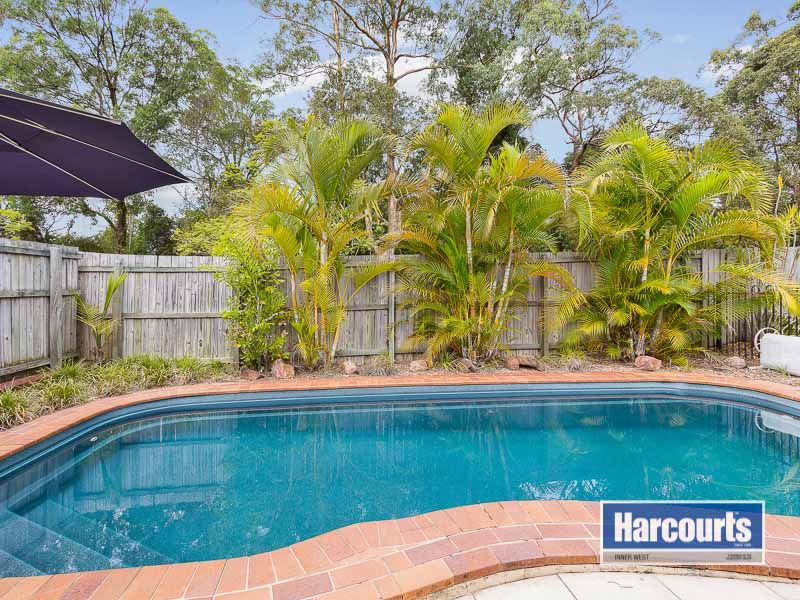 44 Kirralee Crescent, Upper Kedron QLD 4055, Image 2