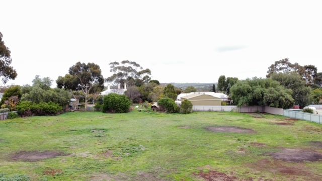 5 Way Street, Strathalbyn SA 5255, Image 2