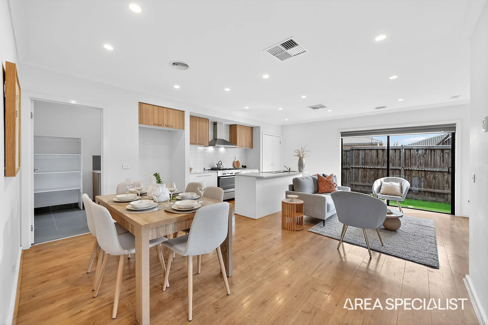 Additional image 5 of 19 Neville Street, Thornhill Park VIC 3335