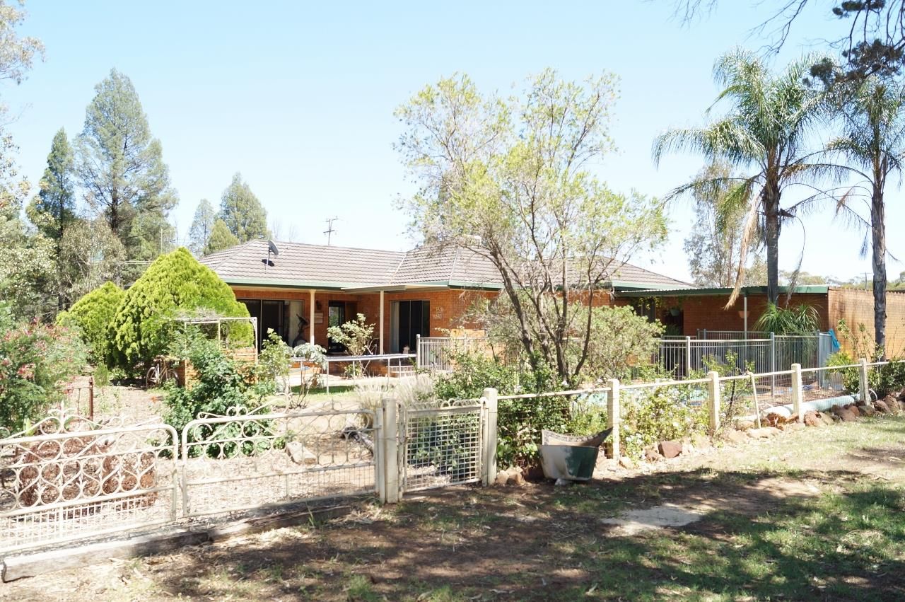 8L Medway Road, Brocklehurst NSW 2830, Image 1