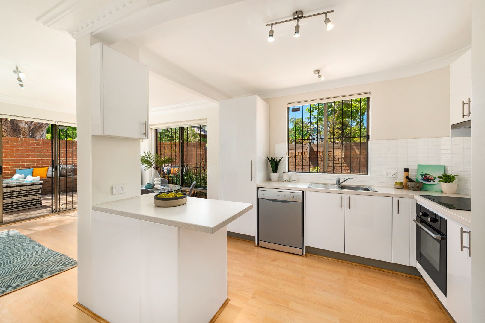 7/10 Gillies Street, Wollstonecraft NSW 2065, Image 2