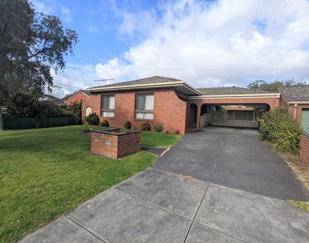 5 Caroline Street, Highton VIC 3216