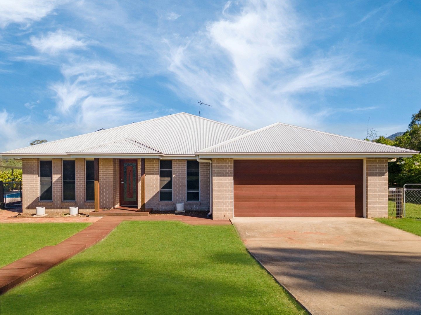 1 Pepperwood Place, Withcott QLD 4352, Image 0