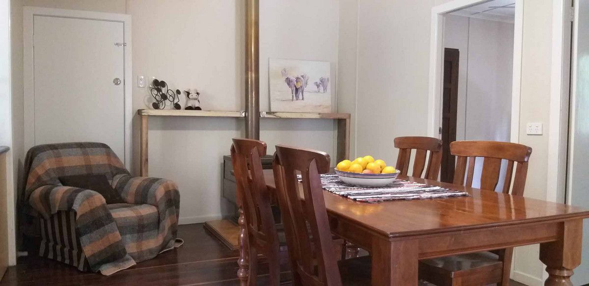 2 bedrooms House in 2/34 Pacey Road UPPER BROOKFIELD QLD, 4069