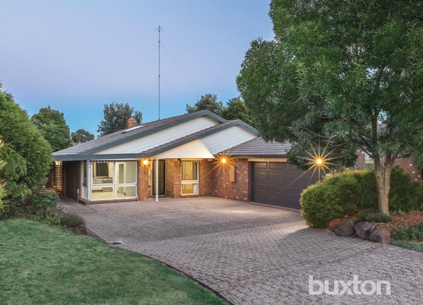 207 Tinworth Avenue, Mount Clear VIC 3350