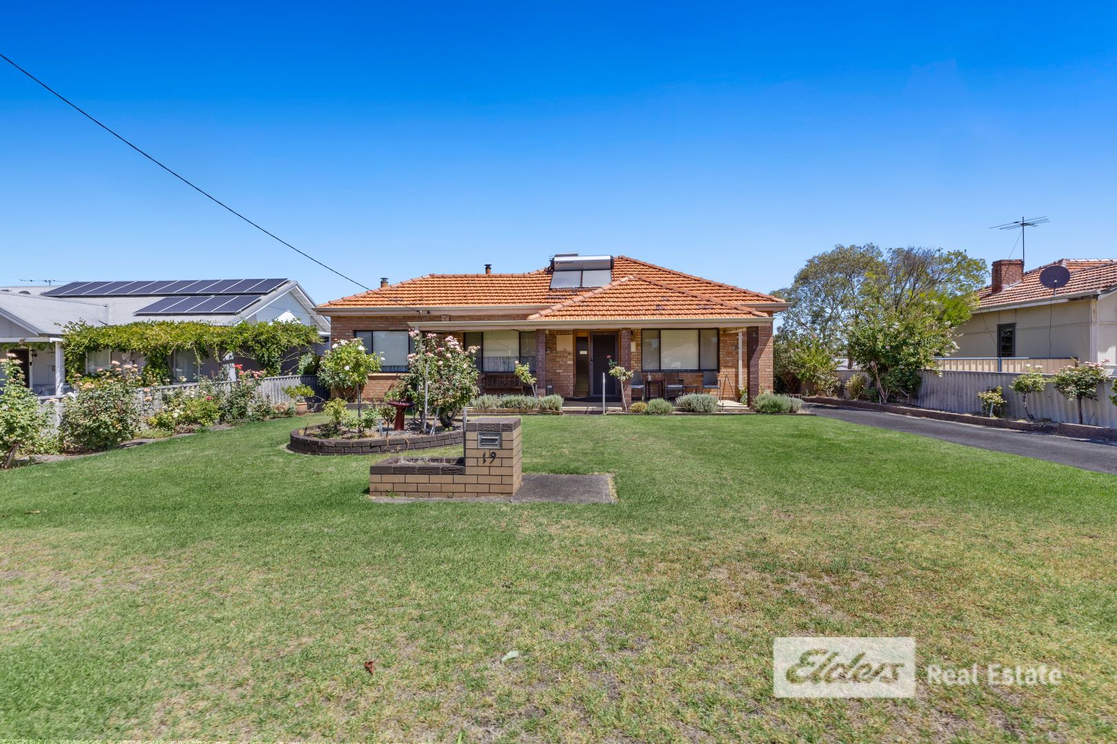 19 Deakin Street, Collie WA 6225, Image 1