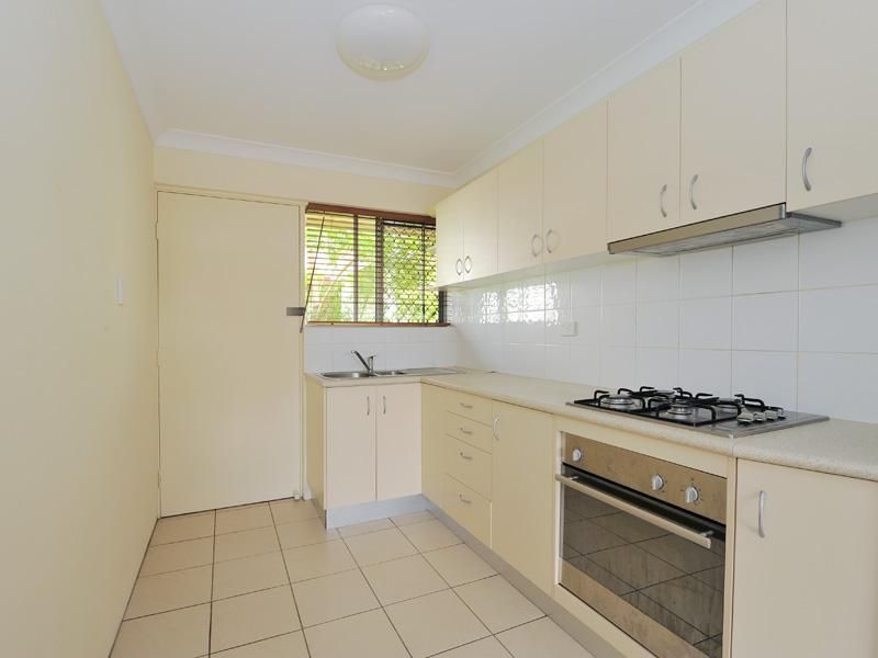 3/5 Deighton Road, DUTTON PARK QLD 4102, Image 1