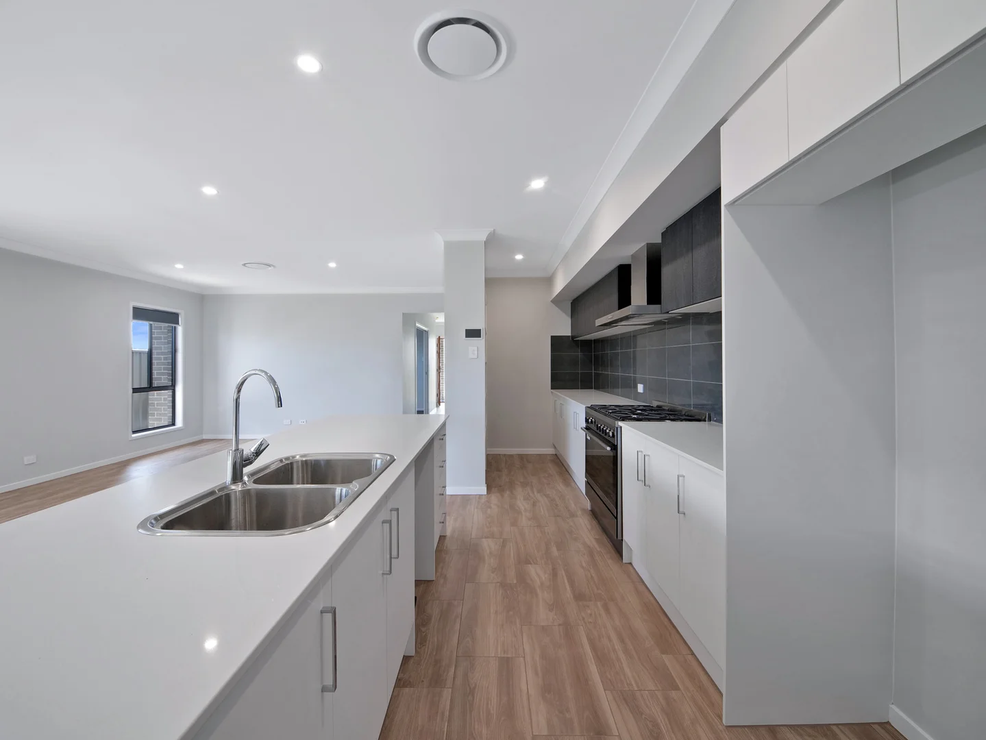 Additional image 5 of 16 Dairyman Drive, Lochinvar NSW 2321