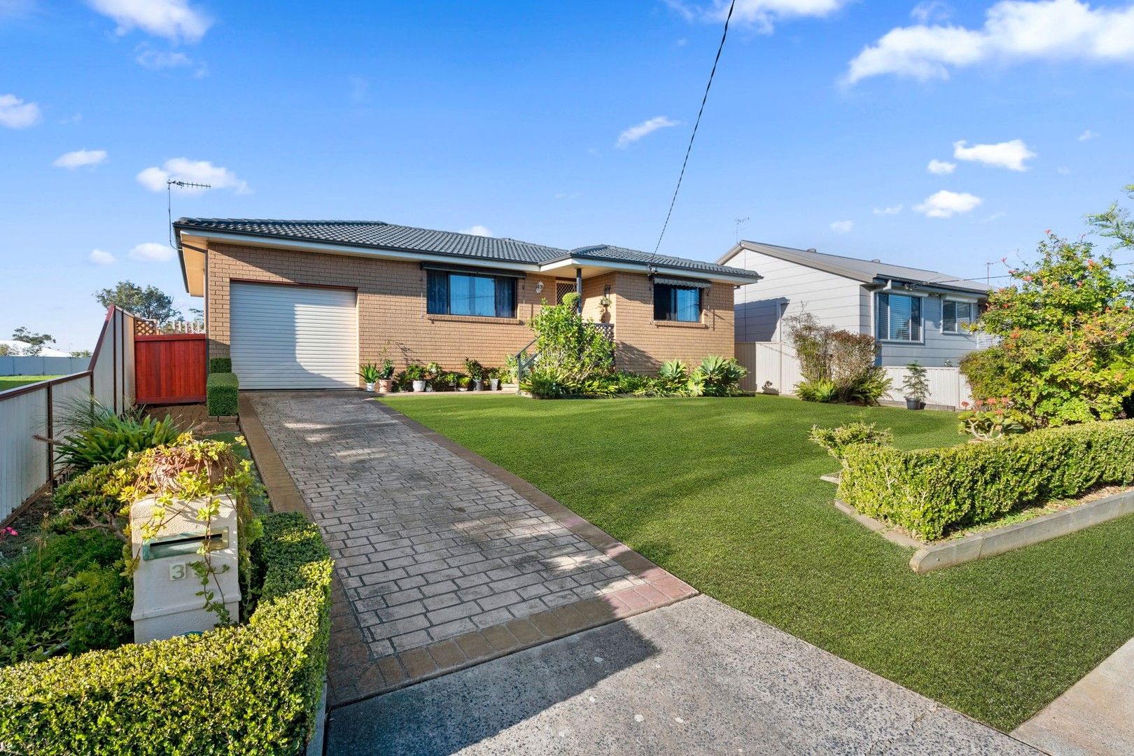 33 Robertson Road, Killarney Vale NSW 2261, Image 0