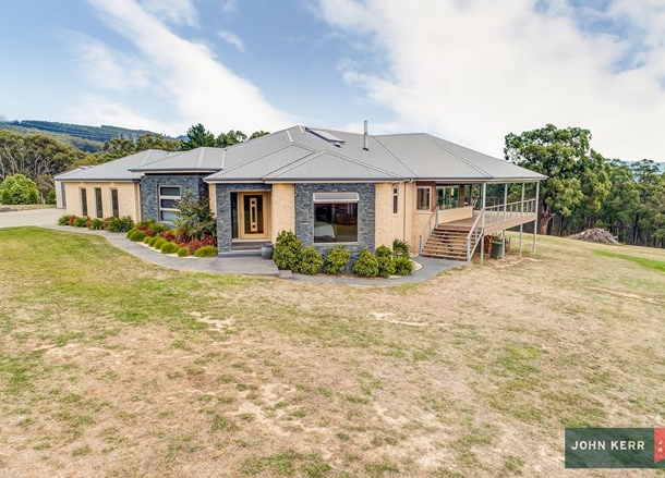 100 Melaleuca Drive, Trafalgar East VIC 3824