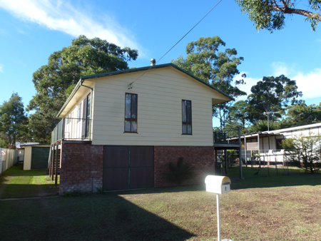 8 Carroll Avenue, Lake Conjola NSW 2539