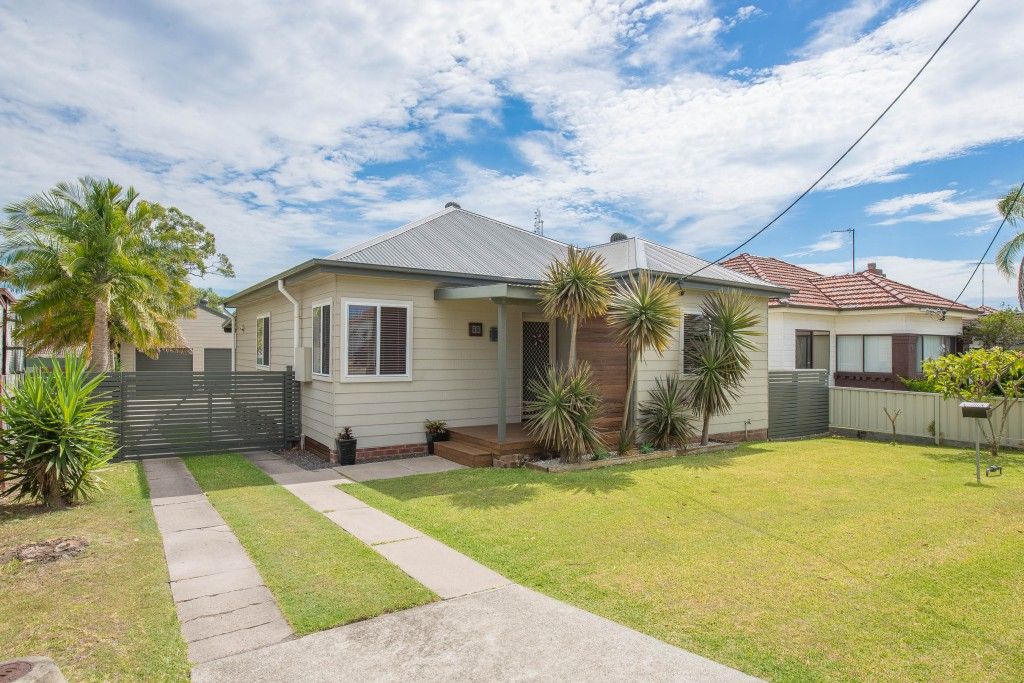 31 Deane Street, Belmont NSW 2280, Image 0