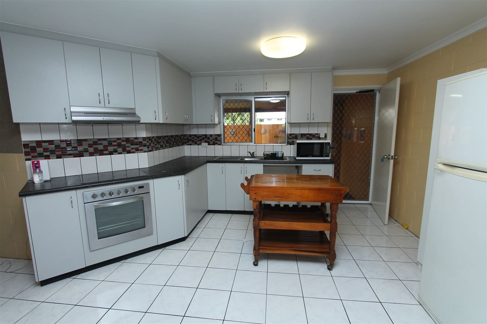 Ayr QLD 4807 4 beds house for Rent, 450 p.w. 14794833 Domain