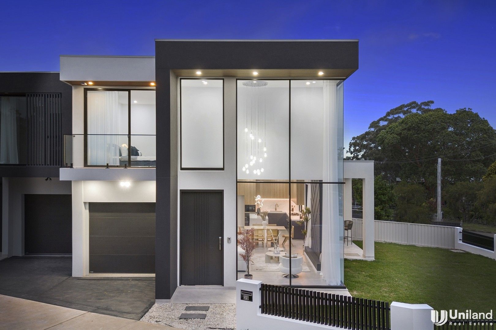 5 bedrooms Semi-Detached in 35 Farrington Parade NORTH RYDE NSW, 2113