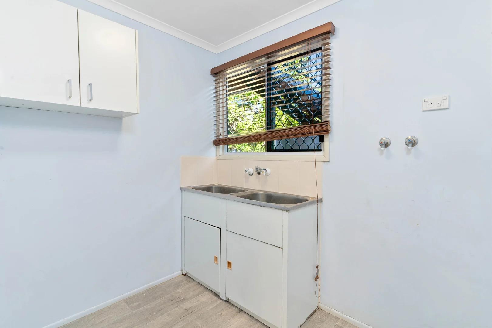 Additional image 18 of 258 Elphinstone Street, Koongal QLD 4701
