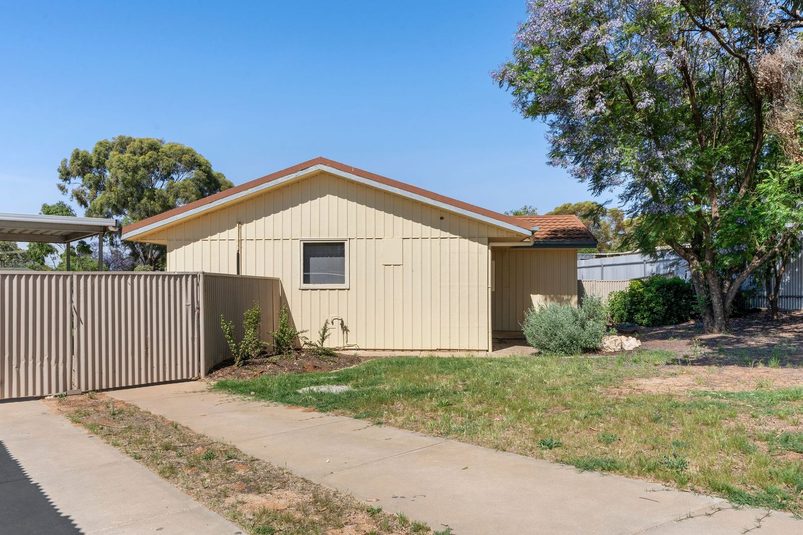 9 Manifold Crescent, Berri SA 5343 Domain