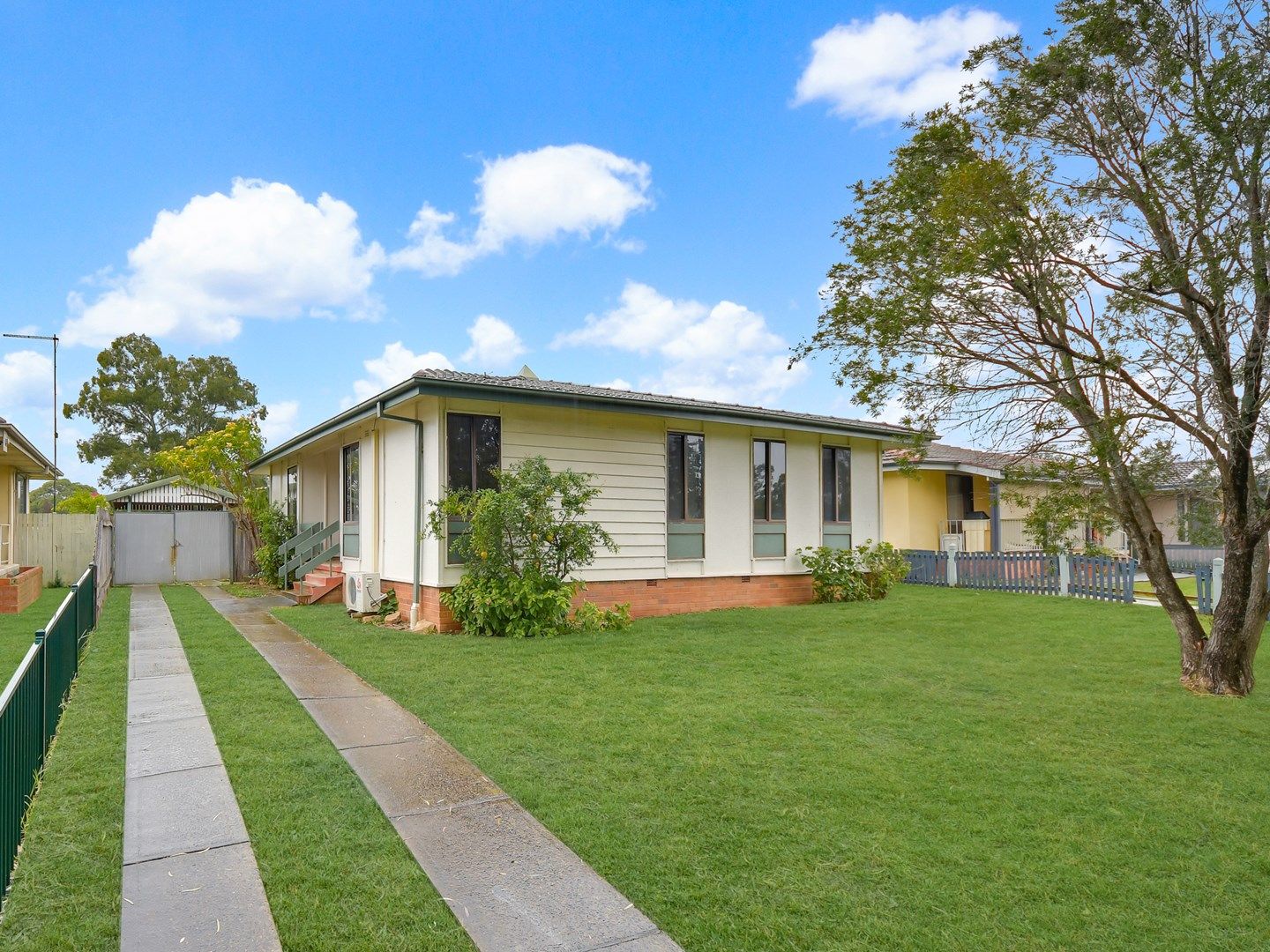 8 Waterhouse Place, Airds NSW 2560, Image 0