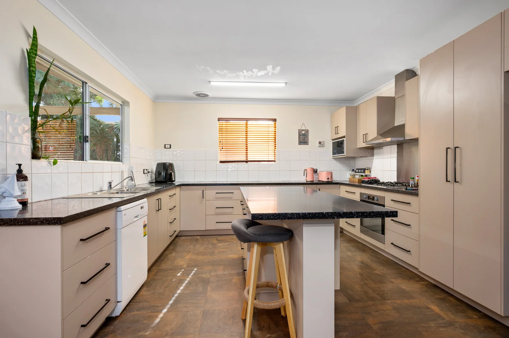 Additional image 2 of 262 Hay Street, Kalgoorlie WA 6430