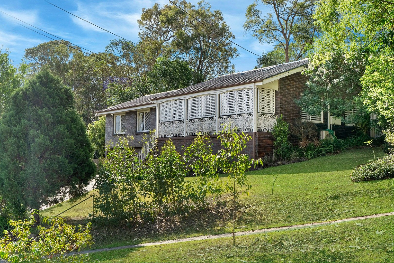 4 bedrooms House in 3 Marland Street KENMORE QLD, 4069