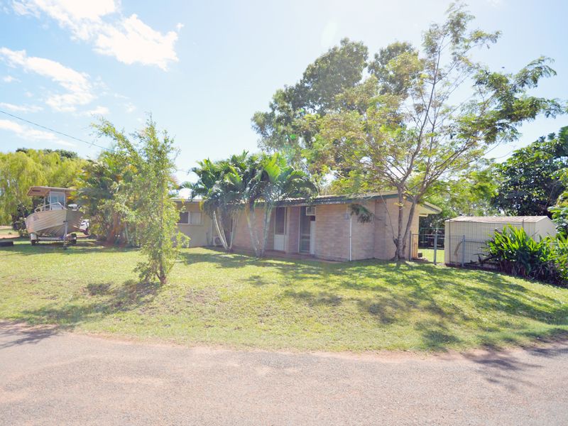 2 Annandi Avenue, Rocky Point QLD 4874 Domain