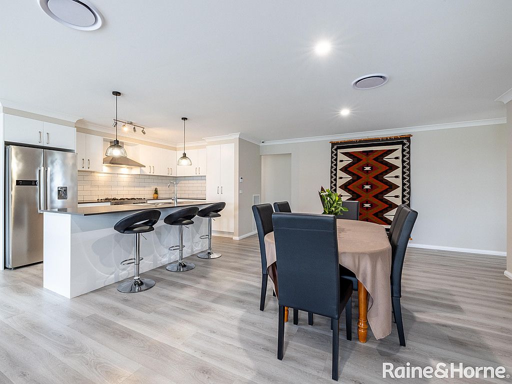 7 Hyacinth Way, Llanarth NSW 2795 House For Rent 650 Domain
