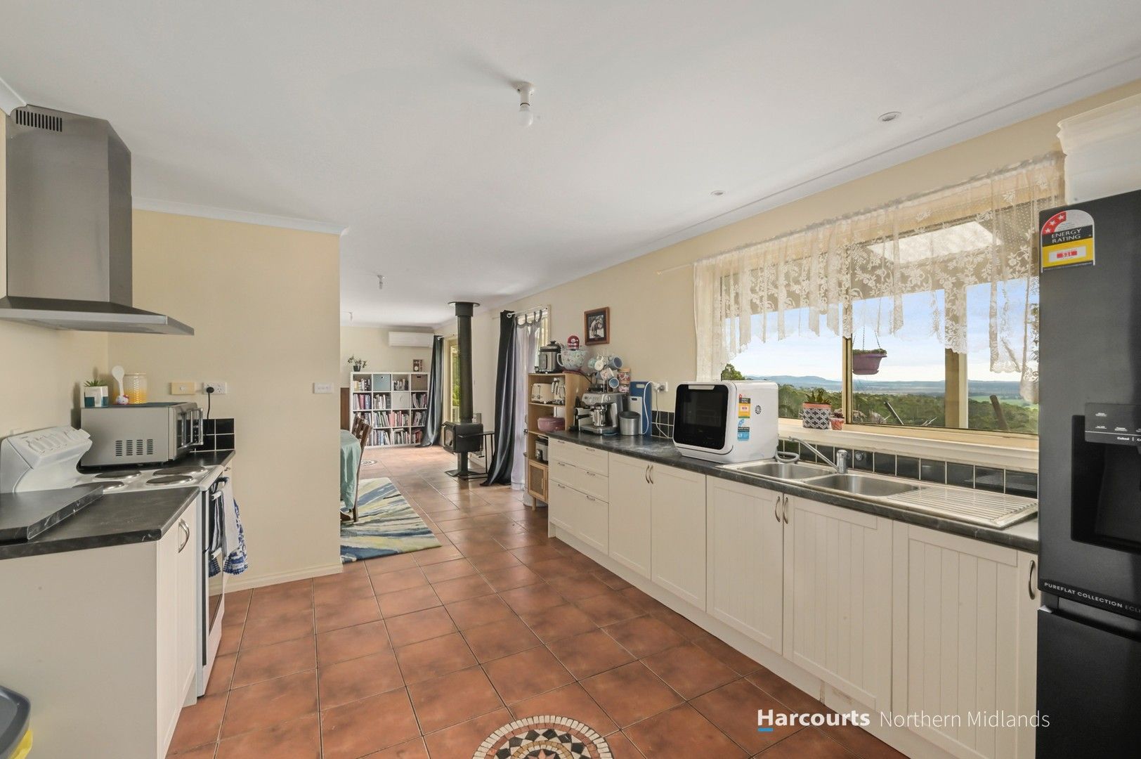 835 Weetah Road, Weetah TAS 7304, Image 2