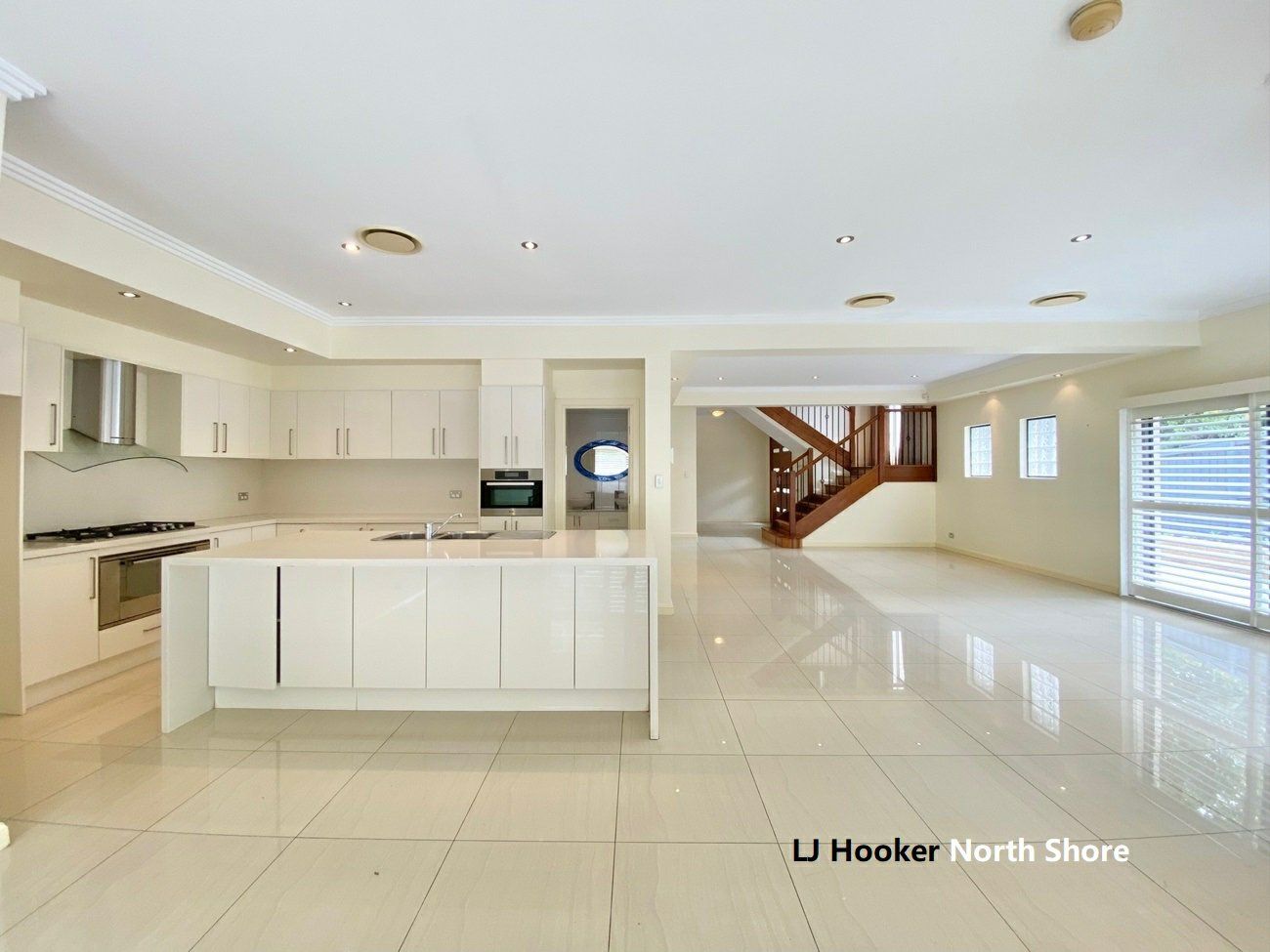 5 bedrooms House in 15 Grassmere Road KILLARA NSW, 2071