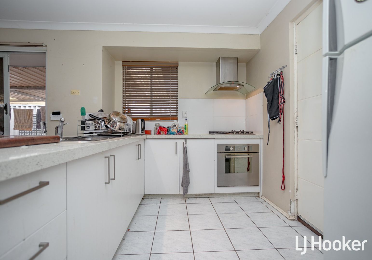 26 Waxflower Bend, Huntingdale WA 6110, Image 2