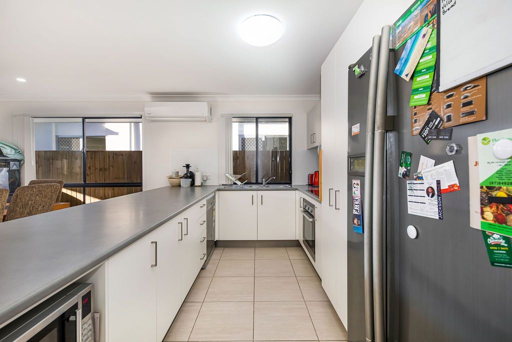 18 Topaz Drive, Caloundra West QLD 4551, Image 2