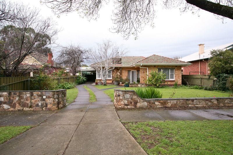 12 Canterbury Avenue, Trinity Gardens SA 5068