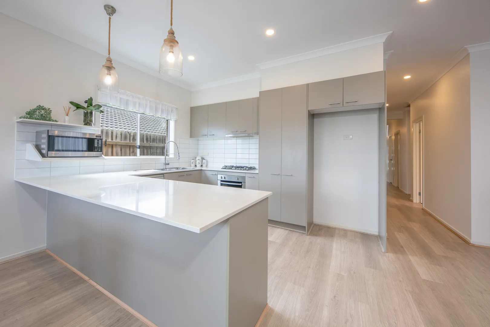 House in Sunbury - View 5