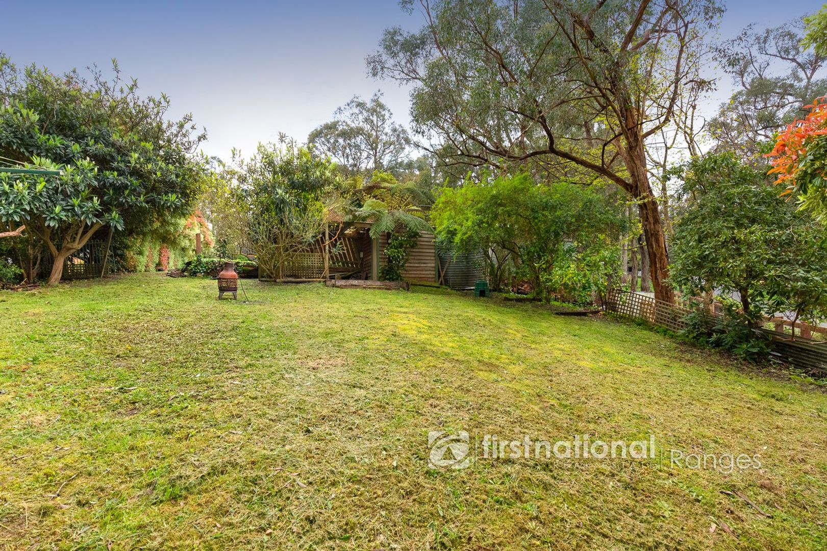 44 Mountain Road, Cockatoo VIC 3781, Image 2