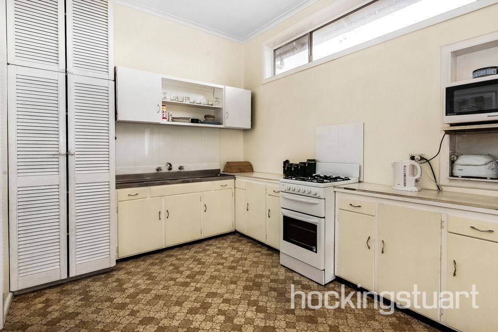 20 Highett Road, Hampton VIC 3188, Image 2