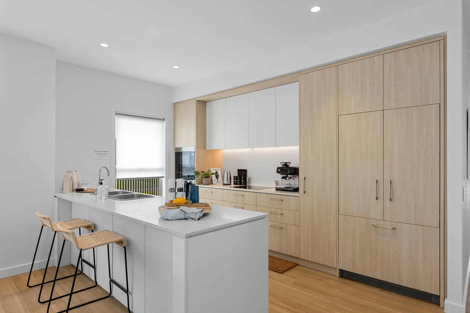 48/1 Grasstree Court, Sunrise Beach QLD 4567