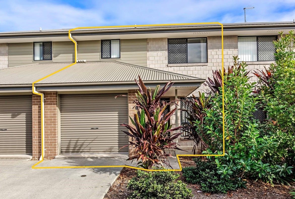 3 bedrooms Townhouse in 67/23 Earl Street DINMORE QLD, 4303