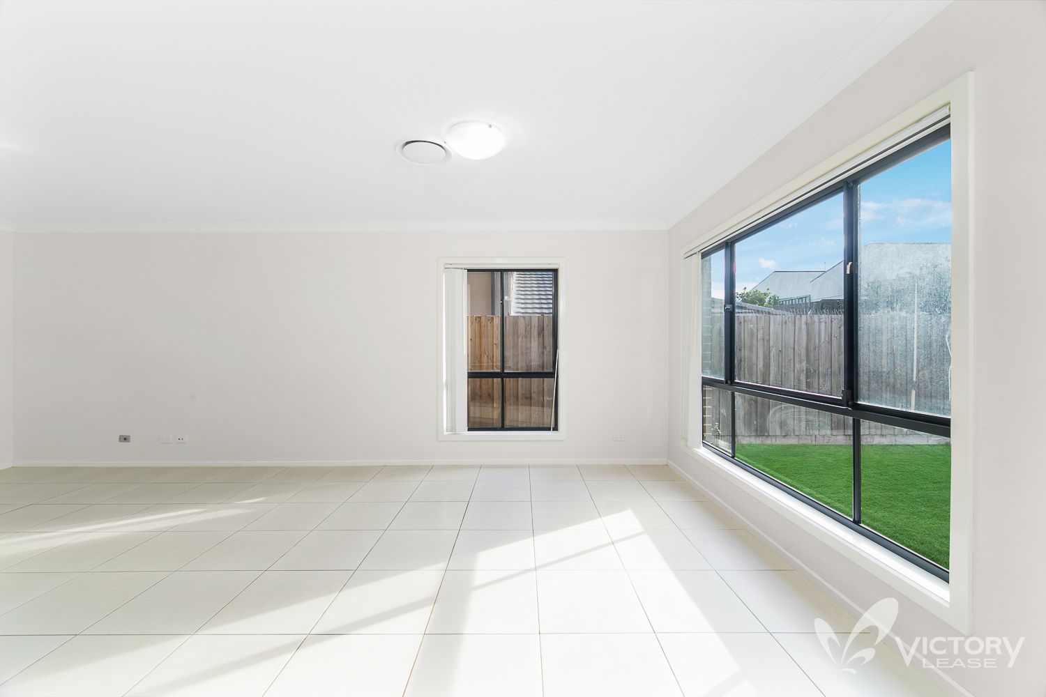 14 Agnew Close, Kellyville NSW 2155, Image 2