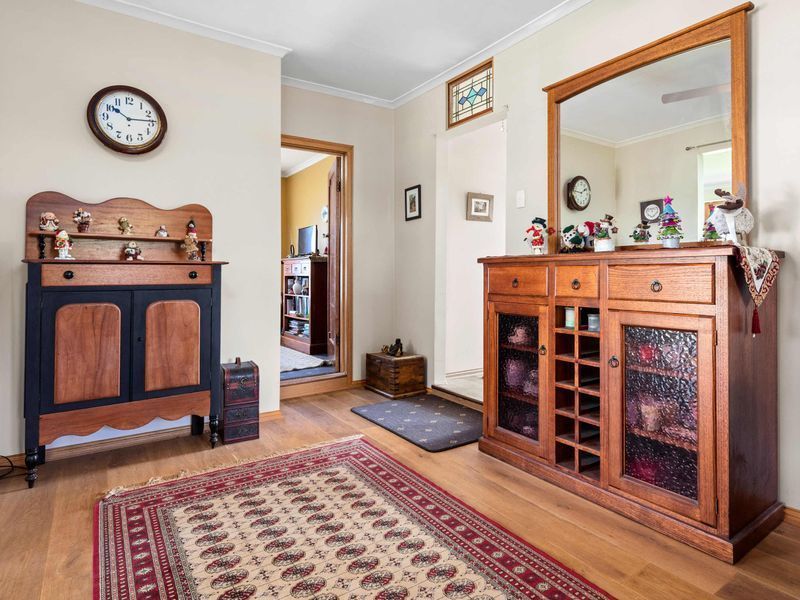 53 East Barrack Street, Deloraine TAS 7304, Image 2