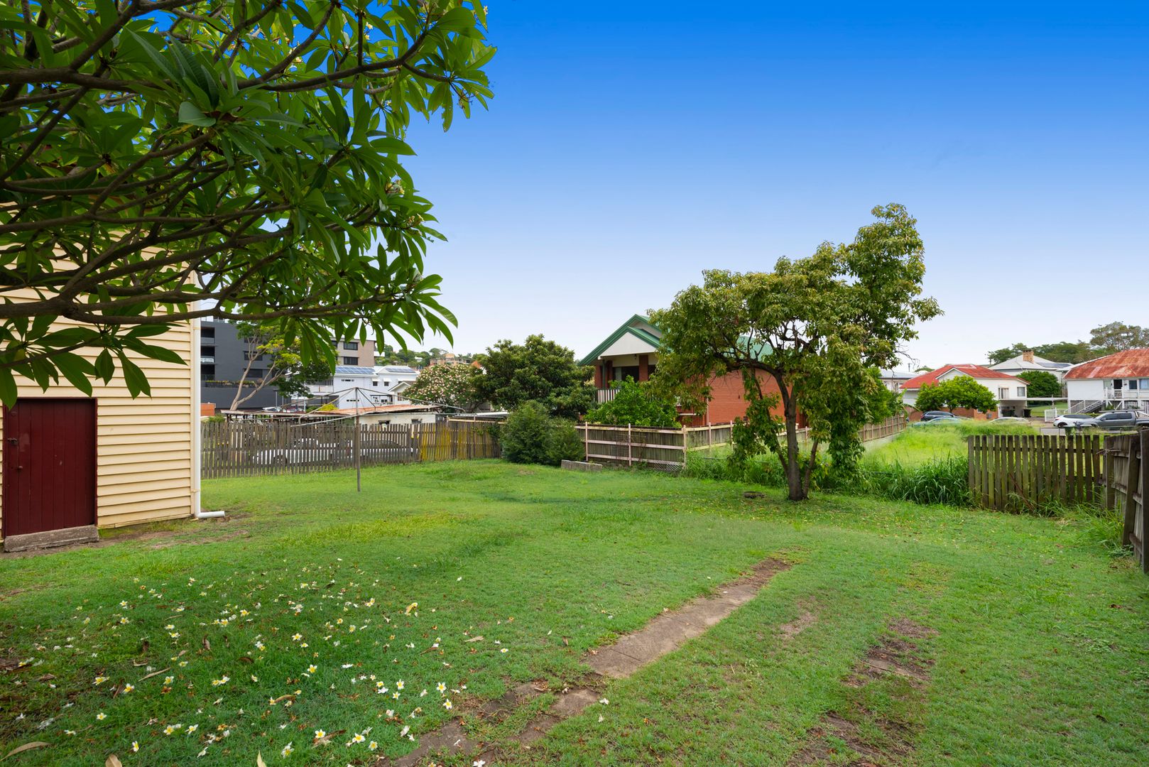 502 Kingsford Smith Drive, Hamilton QLD 4007, Image 2