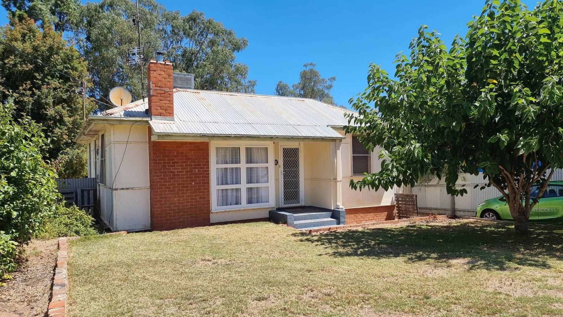 20 Flood Street, Narrandera NSW 2700 House For Rent 330 Domain