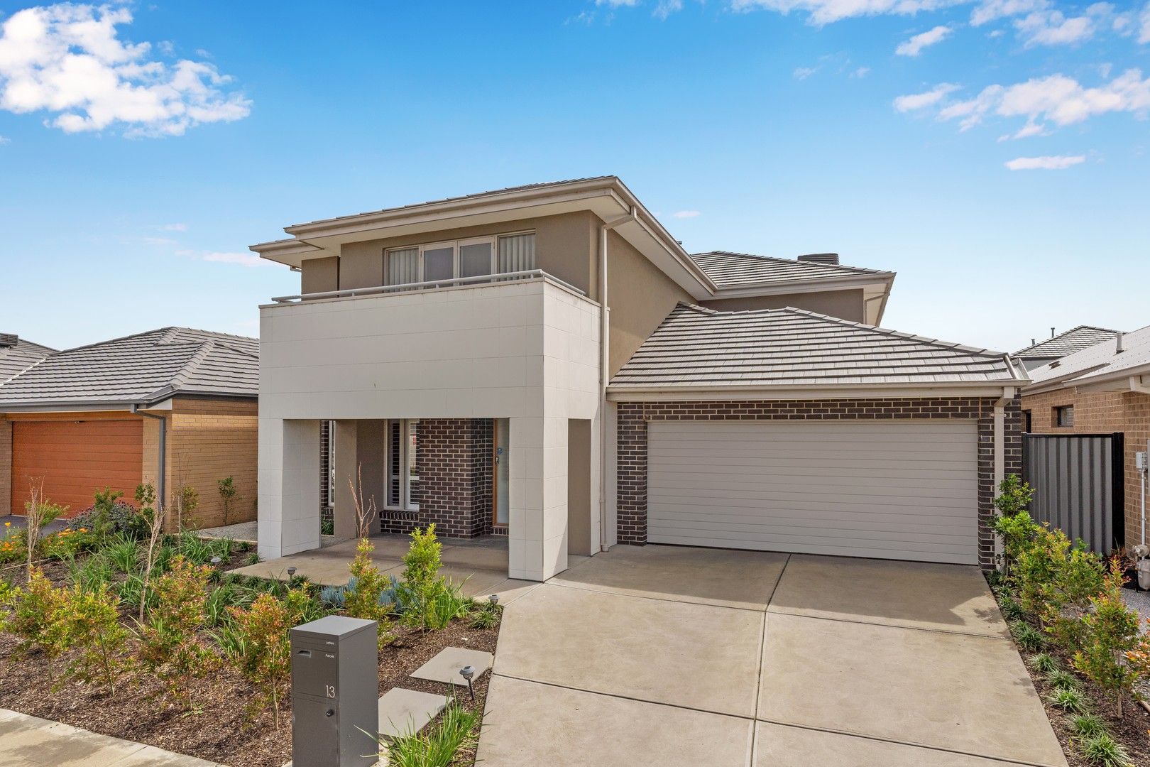 5 bedrooms House in 13 Sonder Avenue WERRIBEE VIC, 3030