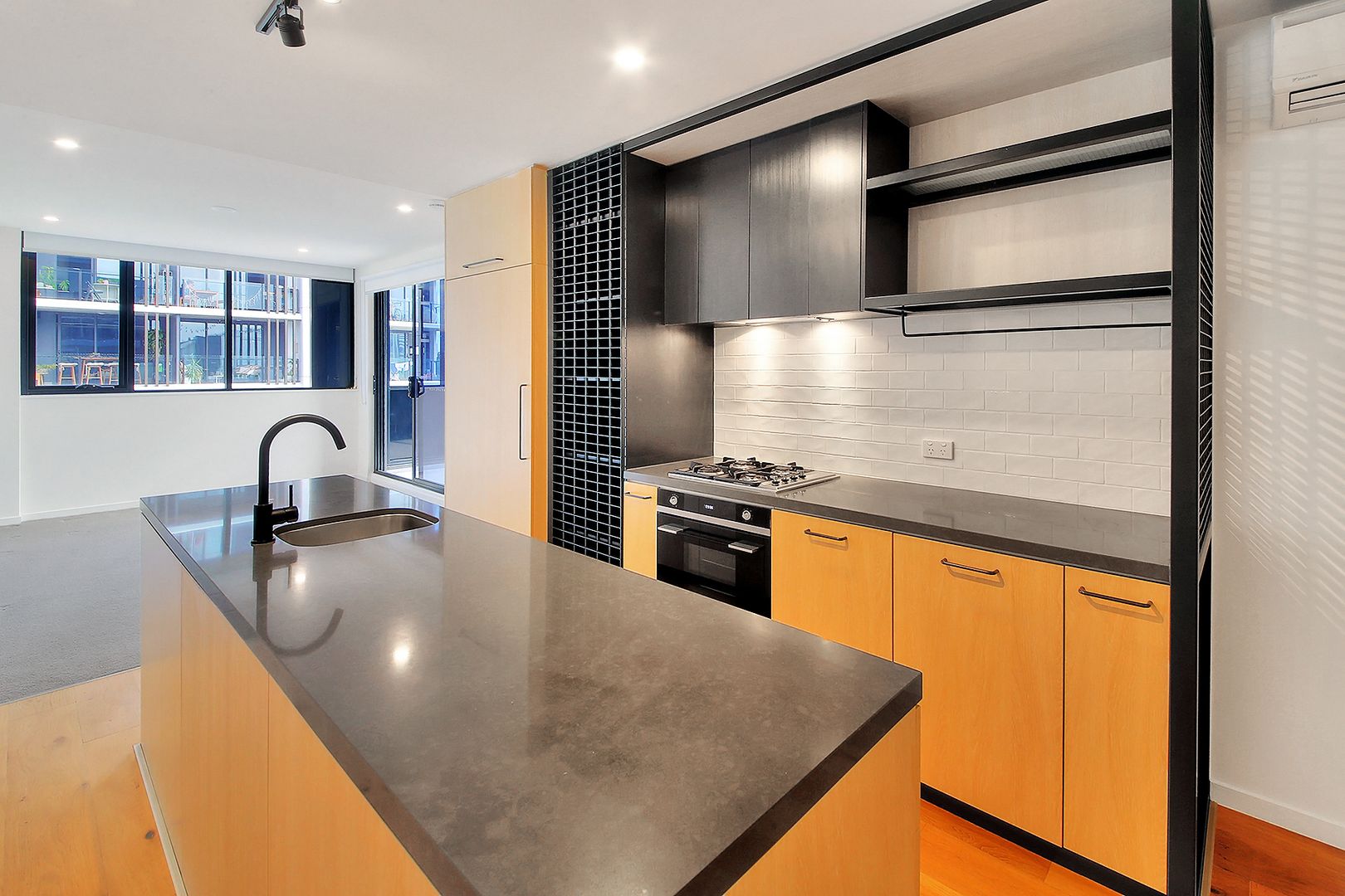 51/10 Buchanan Street, West End QLD 4101 Apartment For Rent 660