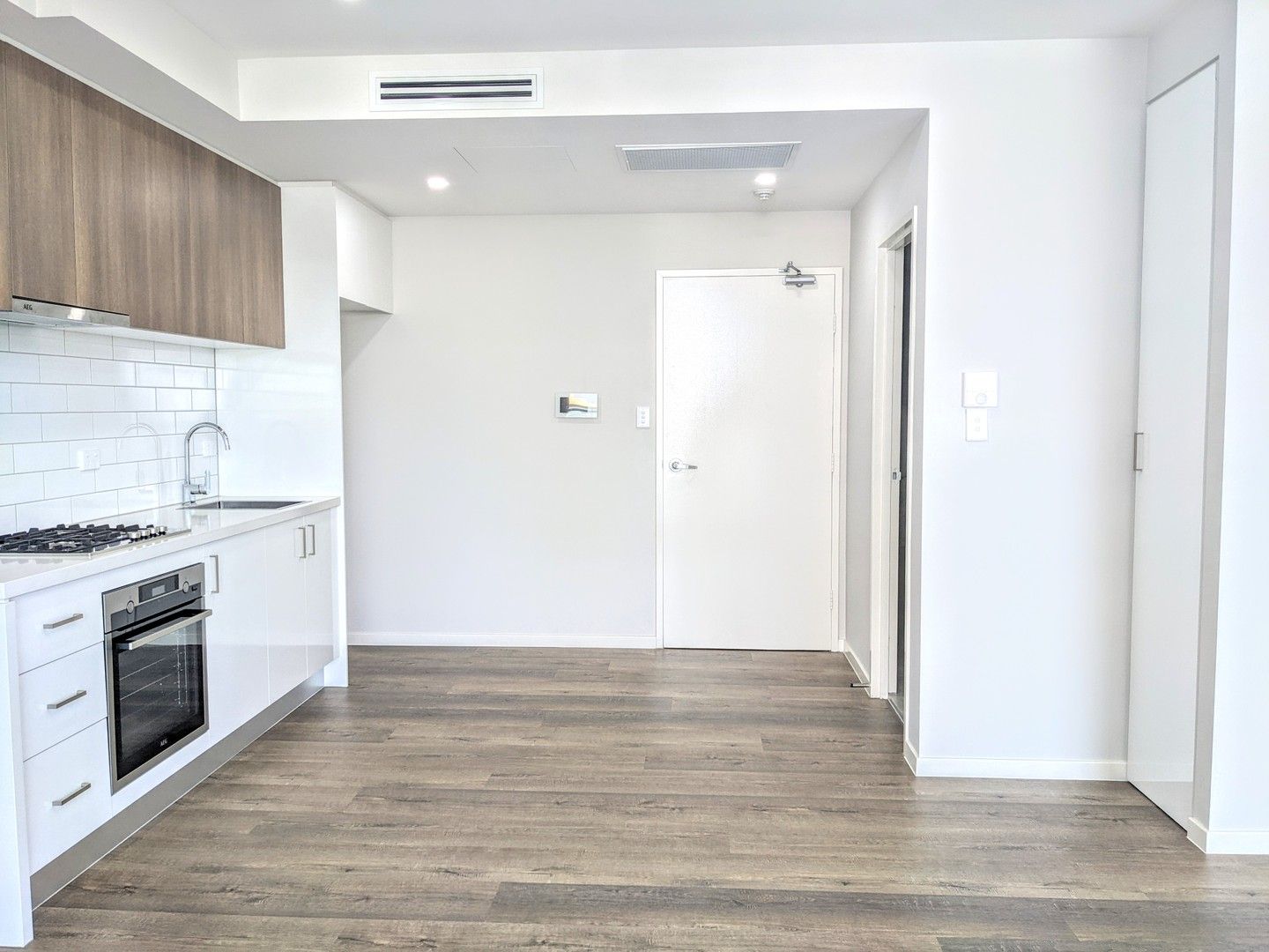 Studio in 106/31-37 Garfield St, WENTWORTHVILLE NSW, 2145