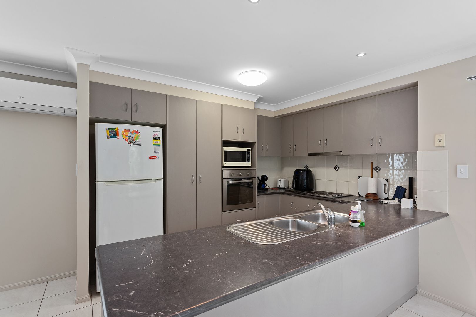 Unit 1/89 Kearney Street, Kearneys Spring QLD 4350, Image 1