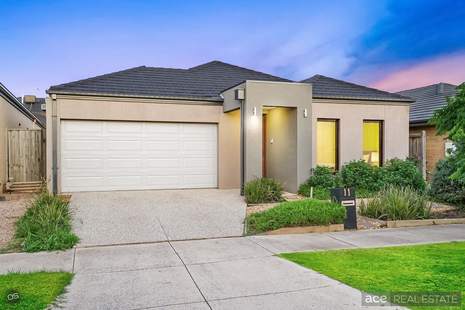 4 bedrooms House in 11 Primus Way WILLIAMS LANDING VIC, 3027