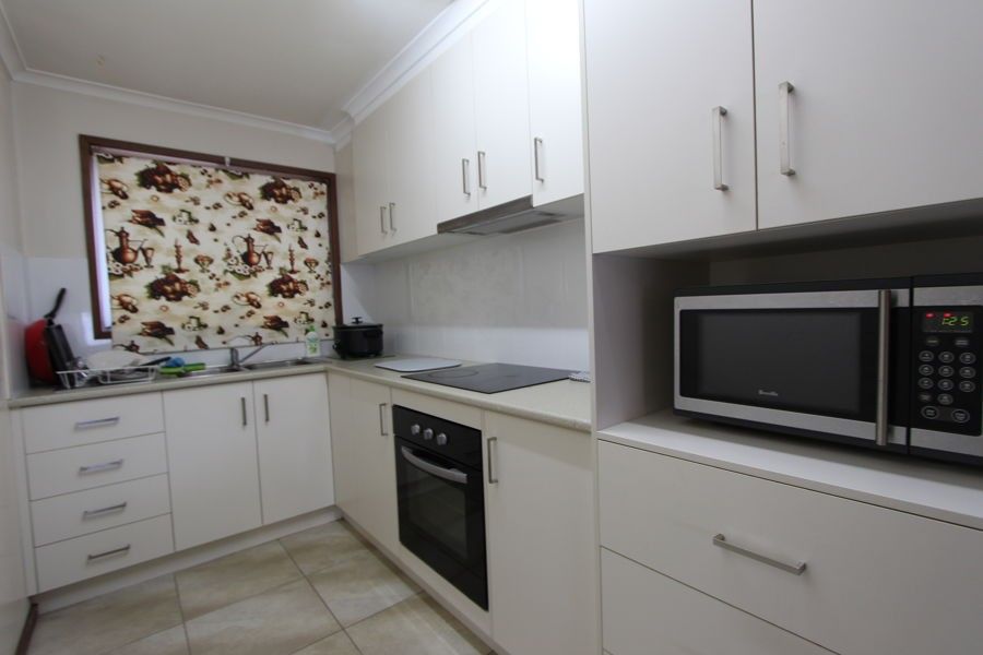 3/31 WREN STREET, Mount Austin NSW 2650, Image 2