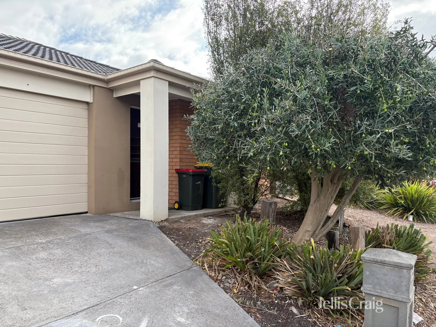 4 Ionian Way, Point Cook VIC 3030