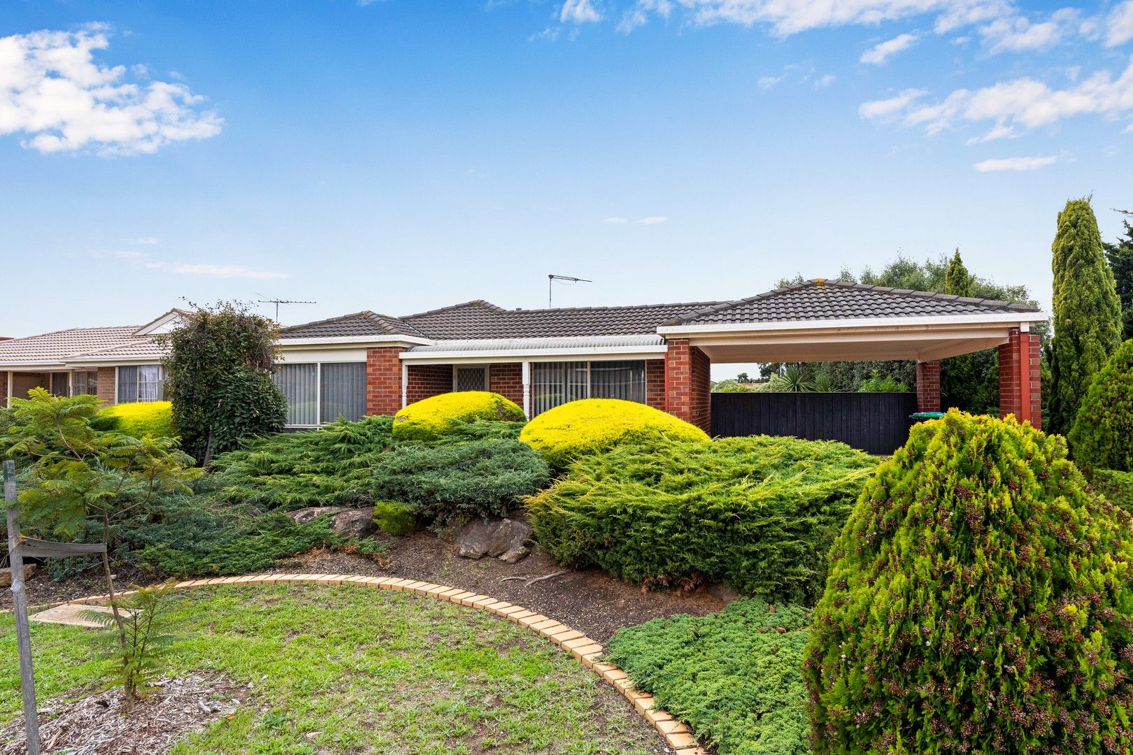 8 Lorraine Close, Hoppers Crossing VIC 3029, Image 0