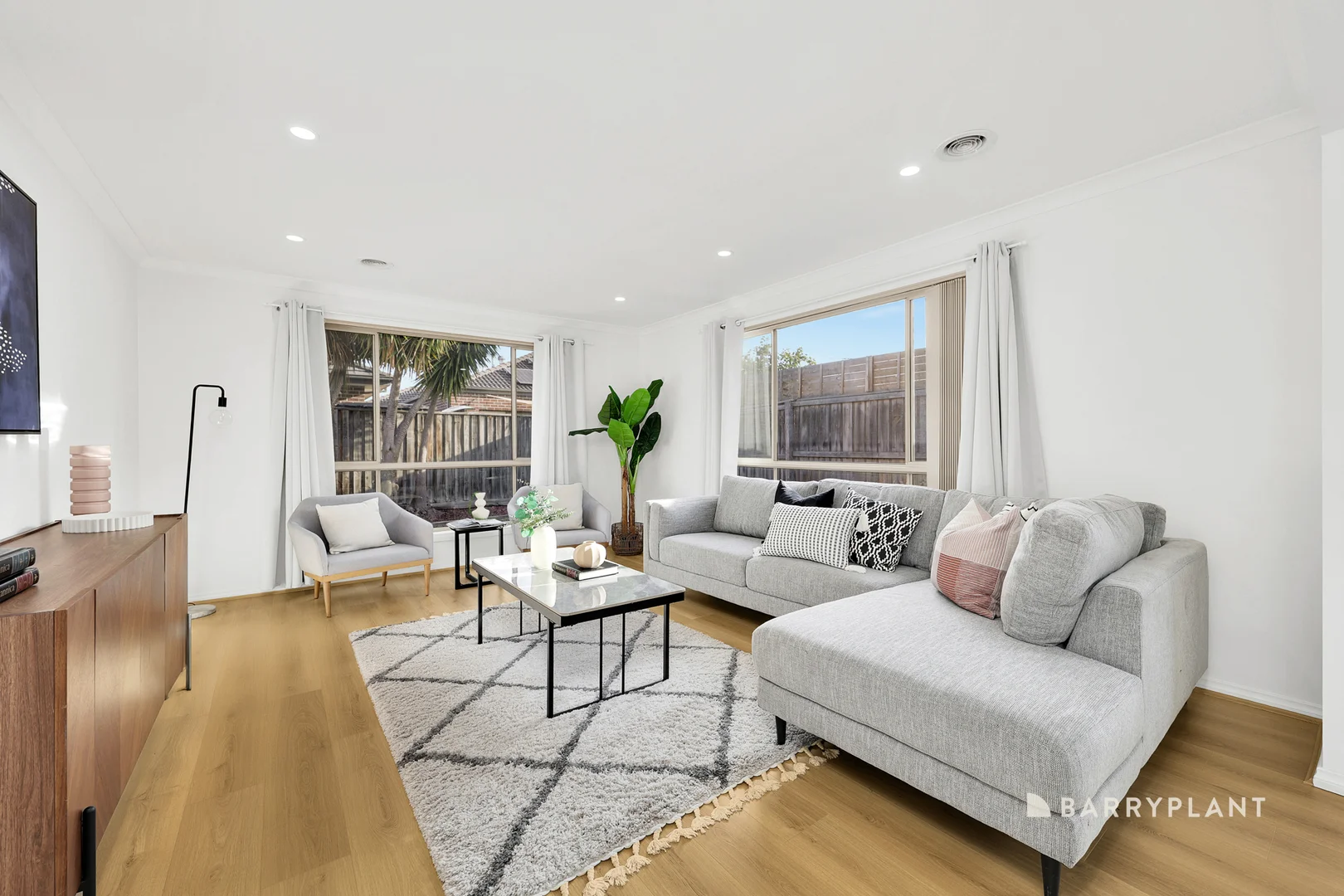 Additional image 2 of 16 Jezwing Avenue, South Morang VIC 3752