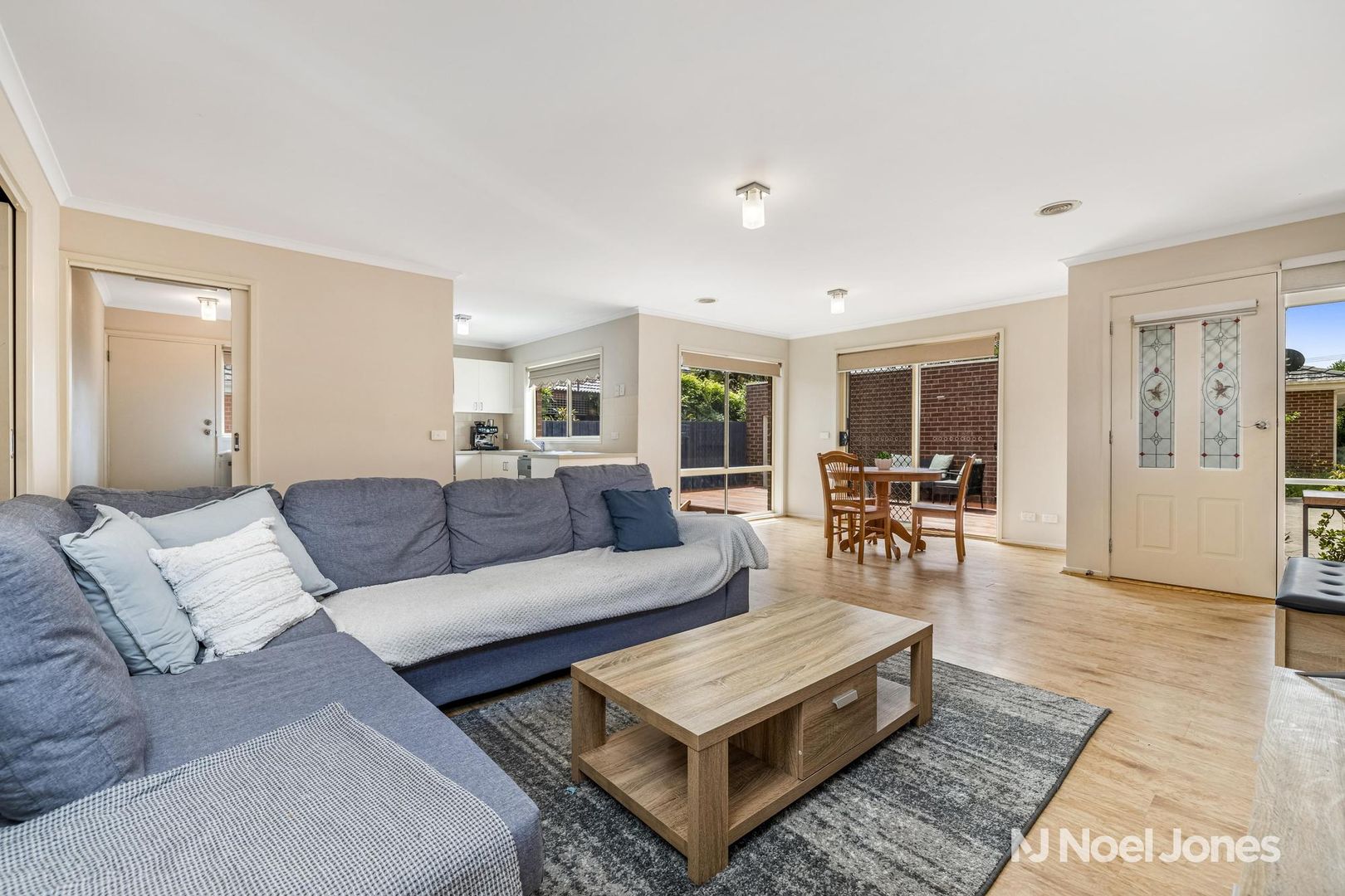 2/14 Elamo Road, Healesville VIC 3777, Image 2