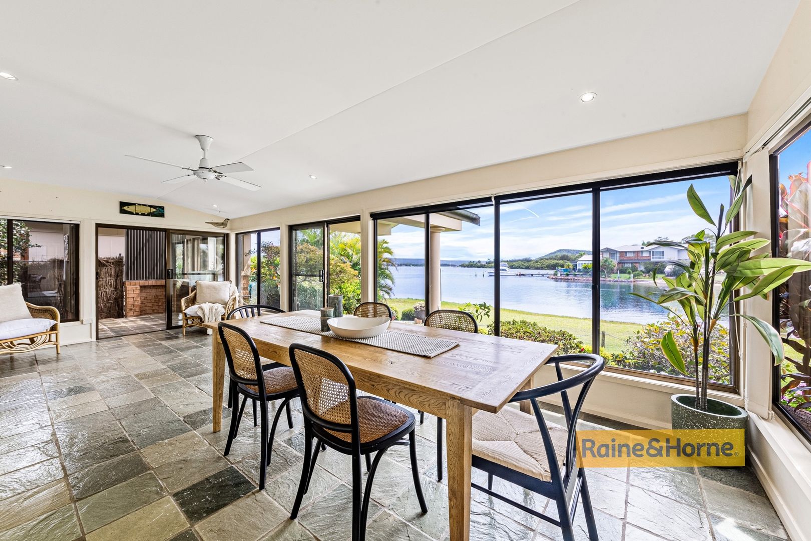 33 Mercator Parade, St Huberts Island NSW 2257, Image 2